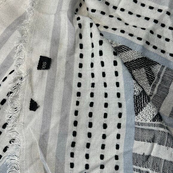 Maurice’s Fringe Scarf Wrap Shawl - Picture 3 of 6